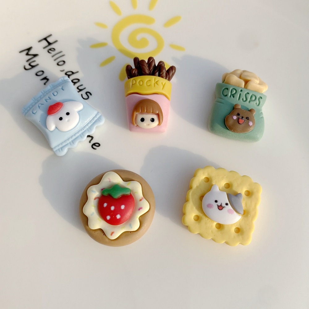【Cute Deco】Cute Snacks (5 Types) Light Blue Candy / Green Fries / Donut