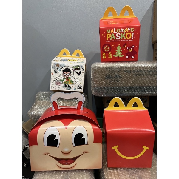 Jollibee Toys and Mcdonalds Toy (Jollibee Kiddie Meal Box and Happy