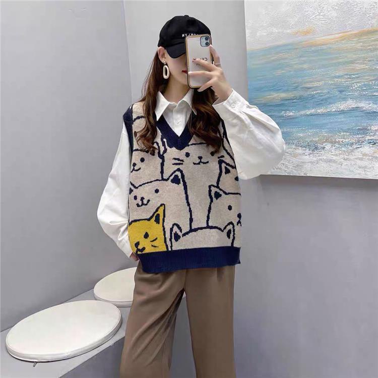 Carrot Neko Knit Vest main image 1