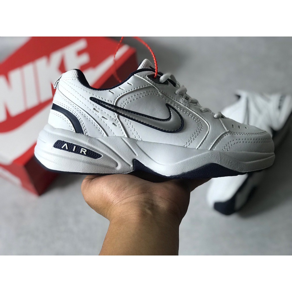 Nike air monarch size on sale 5