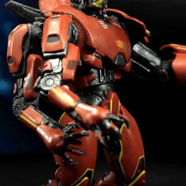 NECA Pacific Rim Mecha Storm Red Revenge Dangerous Wanderer Urika ...
