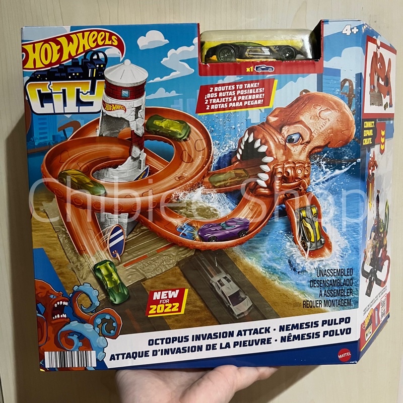 Hot Wheels City HDR29 Octopus Invasion Attack Playset with 1 Car
