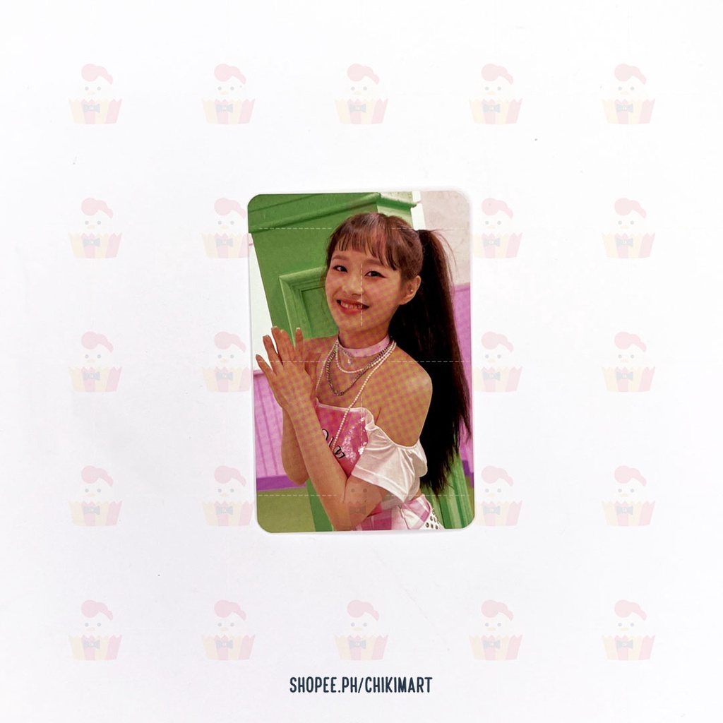 Loona Flip That Official Everline MD Collect Book, Photocard