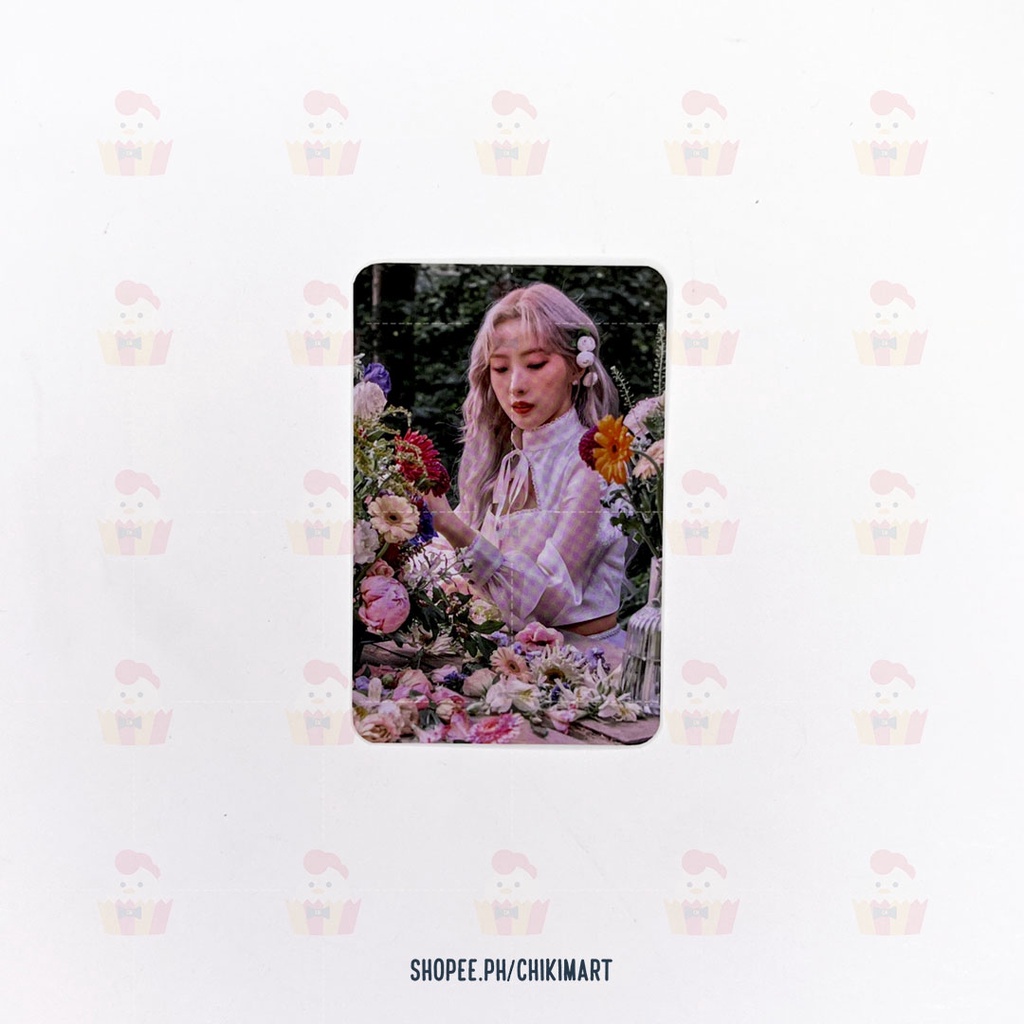 Loona Flip That Official Everline MD Collect Book, Photocard
