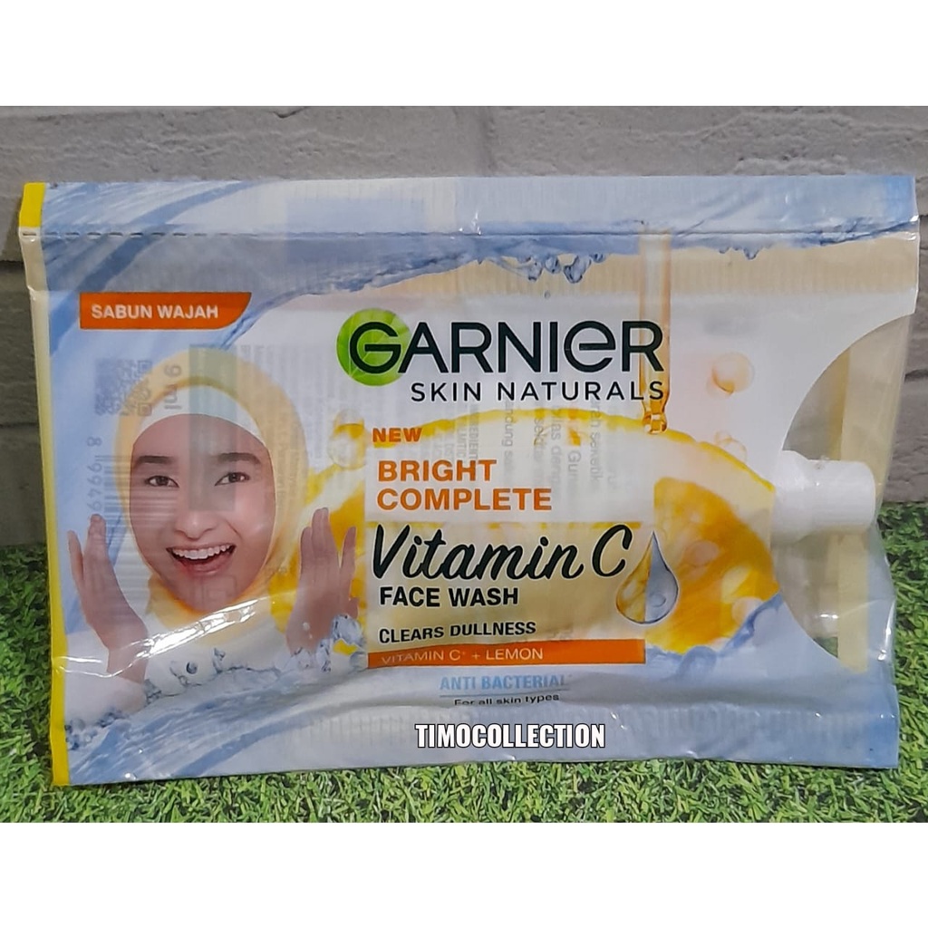 Garnier Bright Complete Vitamin C Face Wash Sachet 9ml Clear Dullness
