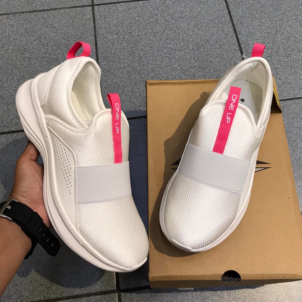 Authentic One up Rubber shoes By World Balance For Ladies Shopee Philippines