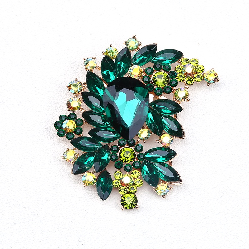Exquisite Fashion Stained Crystal Large Brooch for Women Attending ...