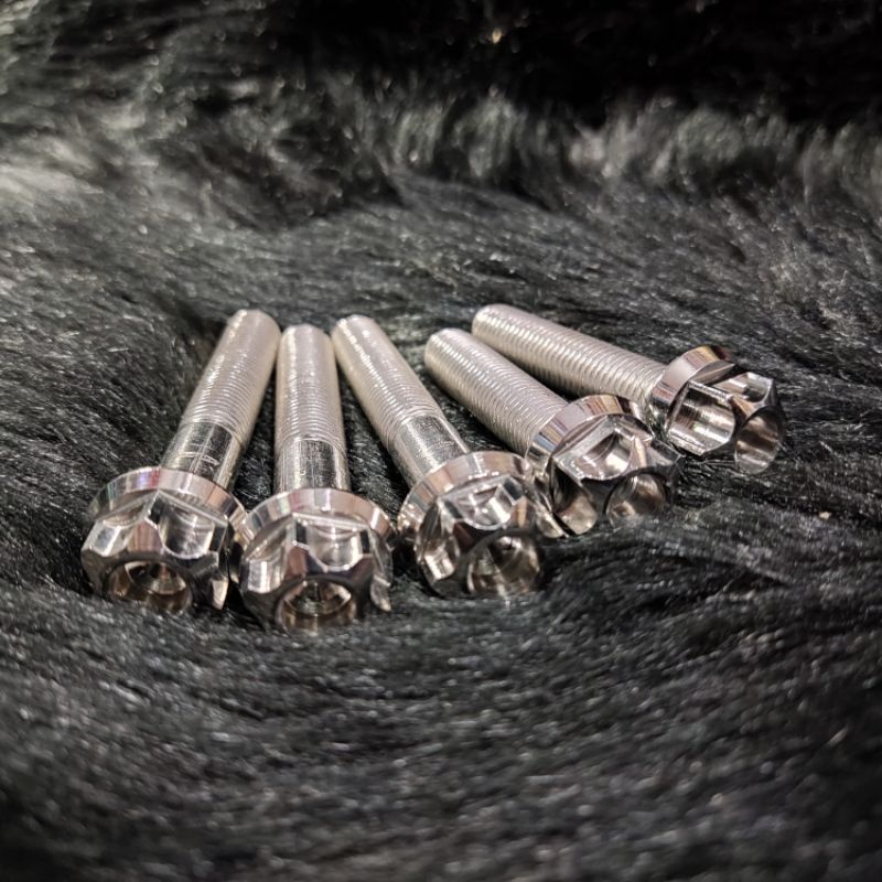 Cnc Pipe And Swing Arm Bolts Set (Aerox/Nmax V1 V2/Xmax) Shopee