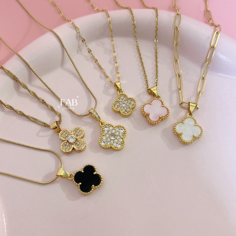 Dior four leaf clover necklace best sale