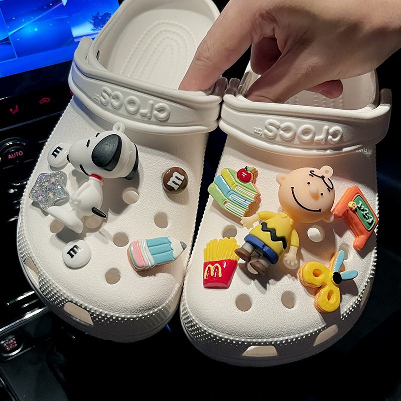 snoopy set crocs jibbitz diy shoe accessorie ins Shoe Decoration