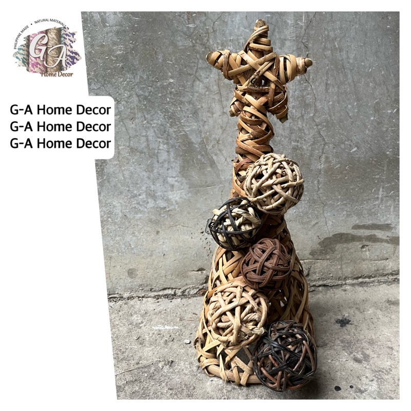 Mini Table Christmas Tree Decor with Native Balls - Natural Material ...