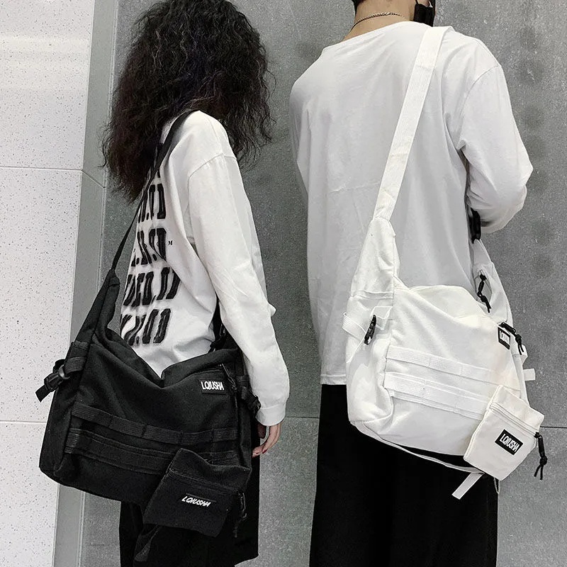 Messenger 2024 bag white