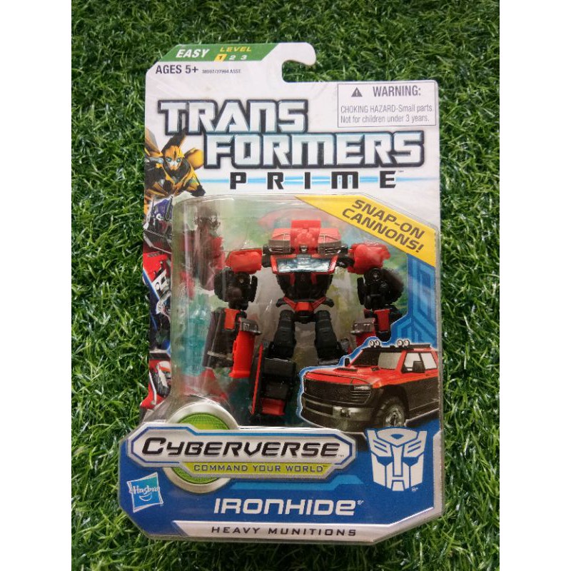 TRANSFORMERS PRIME CYBERVERSE IRONHIDE COMMANDER CLASS MISC NEW
