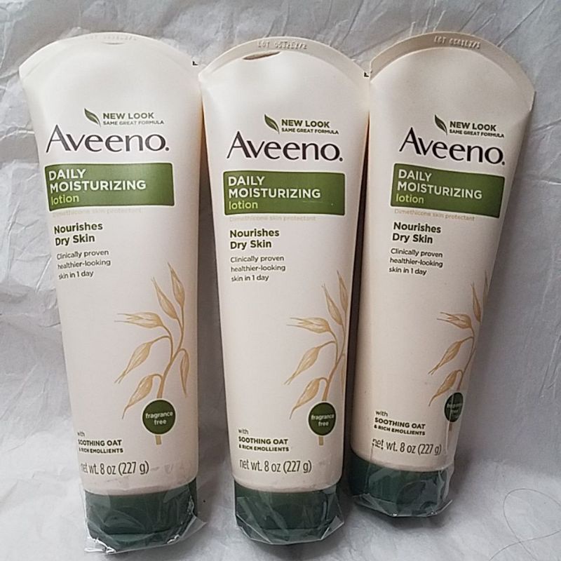 Aveeno Daily Moisturizing Lotion with Natural Colloidal Oatmeal, 8 oz