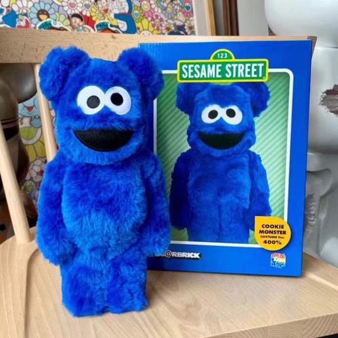 sacai BE@ARBRICK 400%