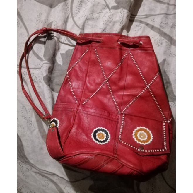 Preloved 100% Authentic Vintage Single Strap Backpack Bucket Style in ...