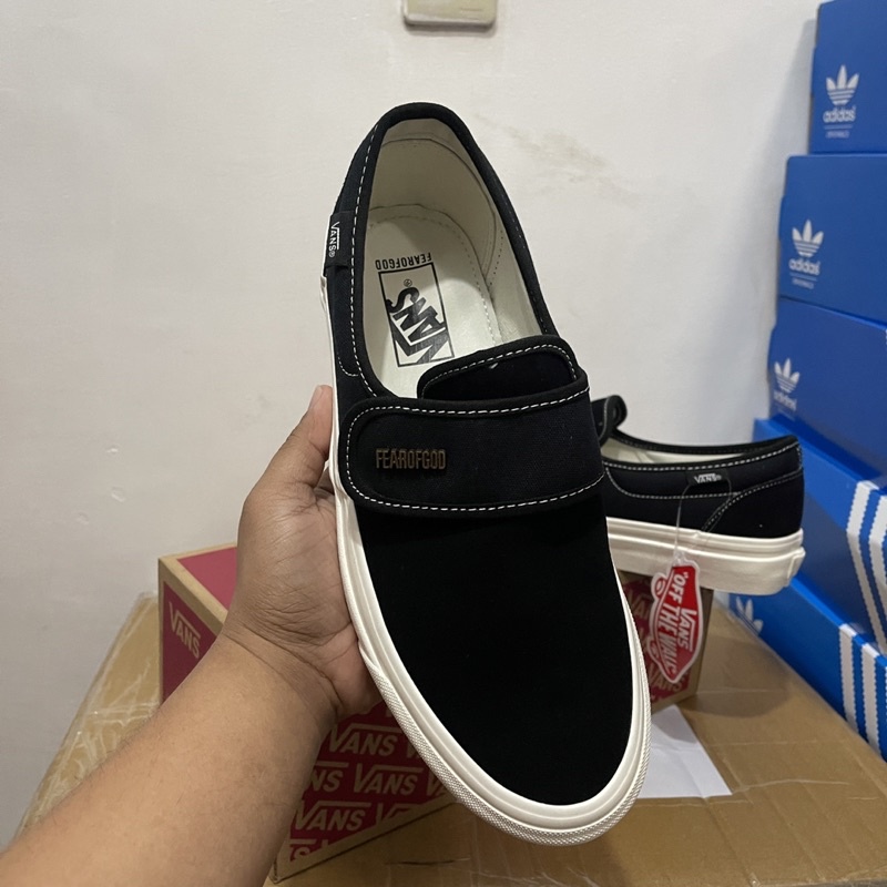 Fear of god shop vans slip on black