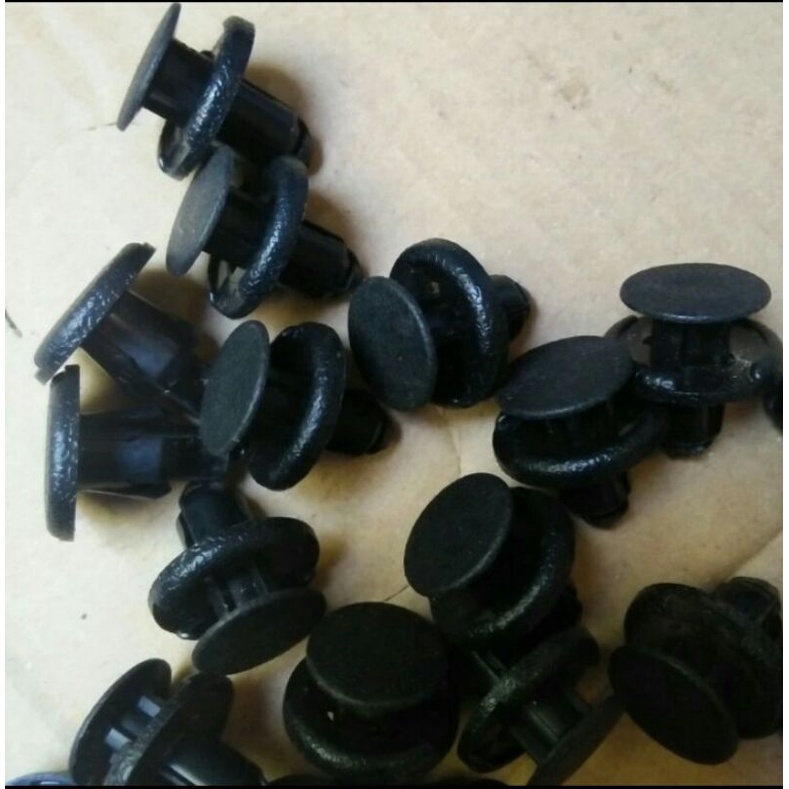 Nissan car fender fender liner clip buttons original buttons | Shopee ...