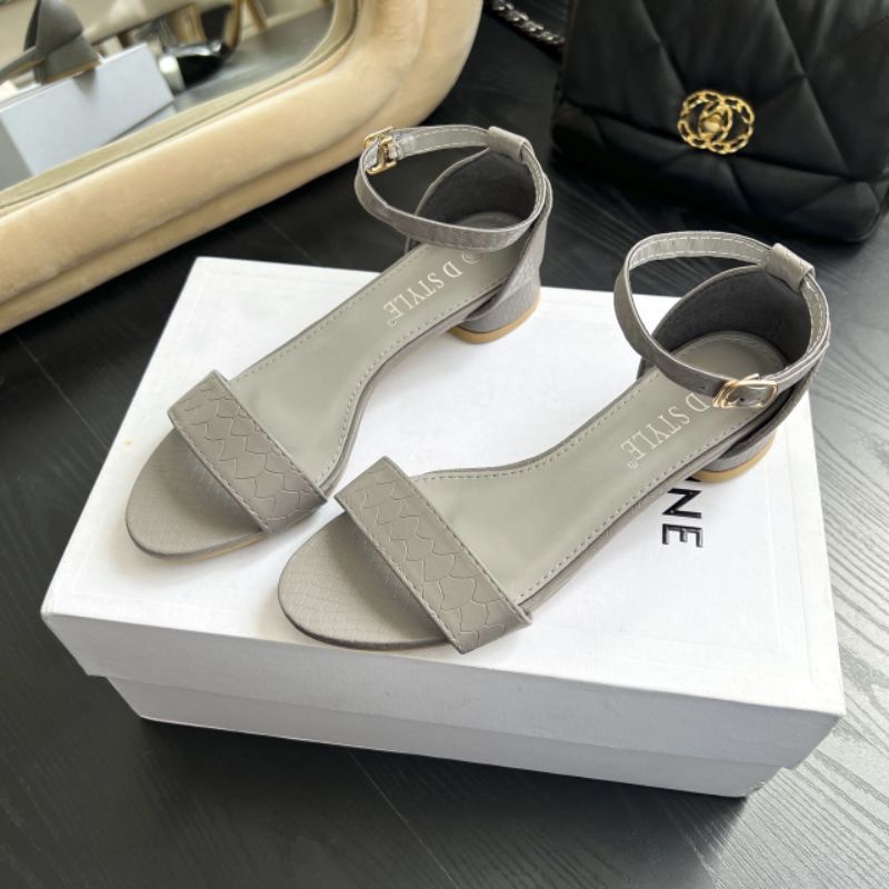 Mkc Classy Elegant one inch Sandals (807-10) | Shopee Philippines