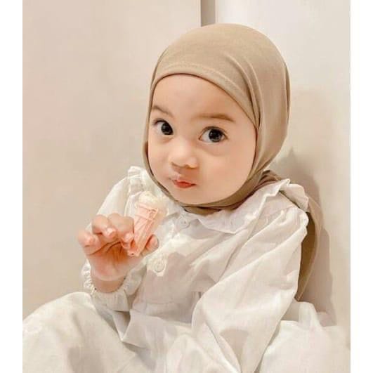 almira hijab 2