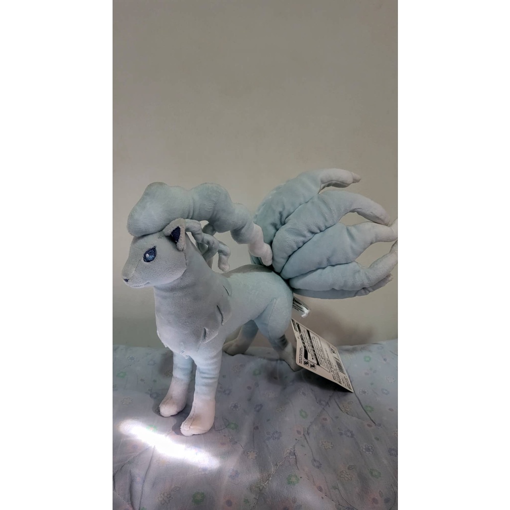 Pokemon Center 2017 Alolan Ninetales plush toy