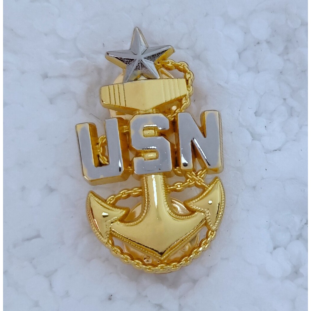 U.S. NAVY CAP PINS METAL BADGE INSIGNIA DEVICE: E8 CHIEF PETTY OFFICER ...