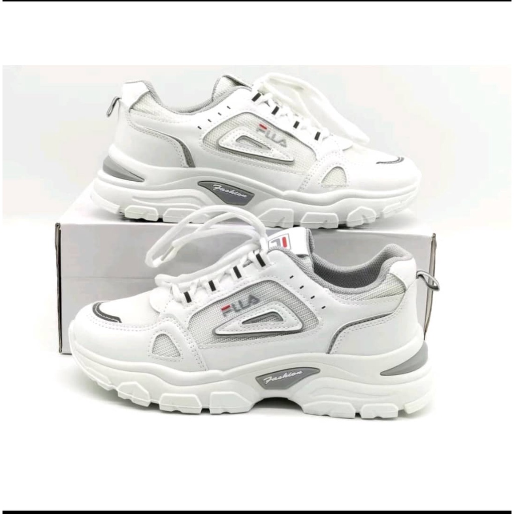 Thick fila shoes hotsell