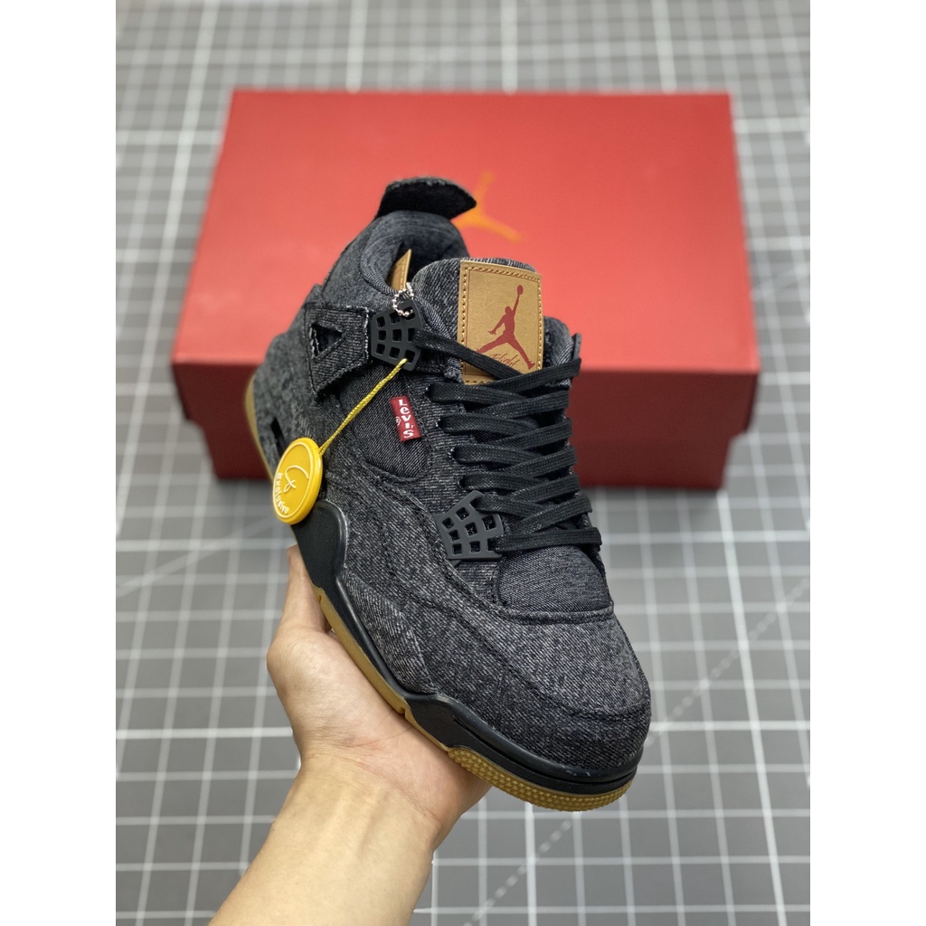 Jordan retro cheap 4 x levis