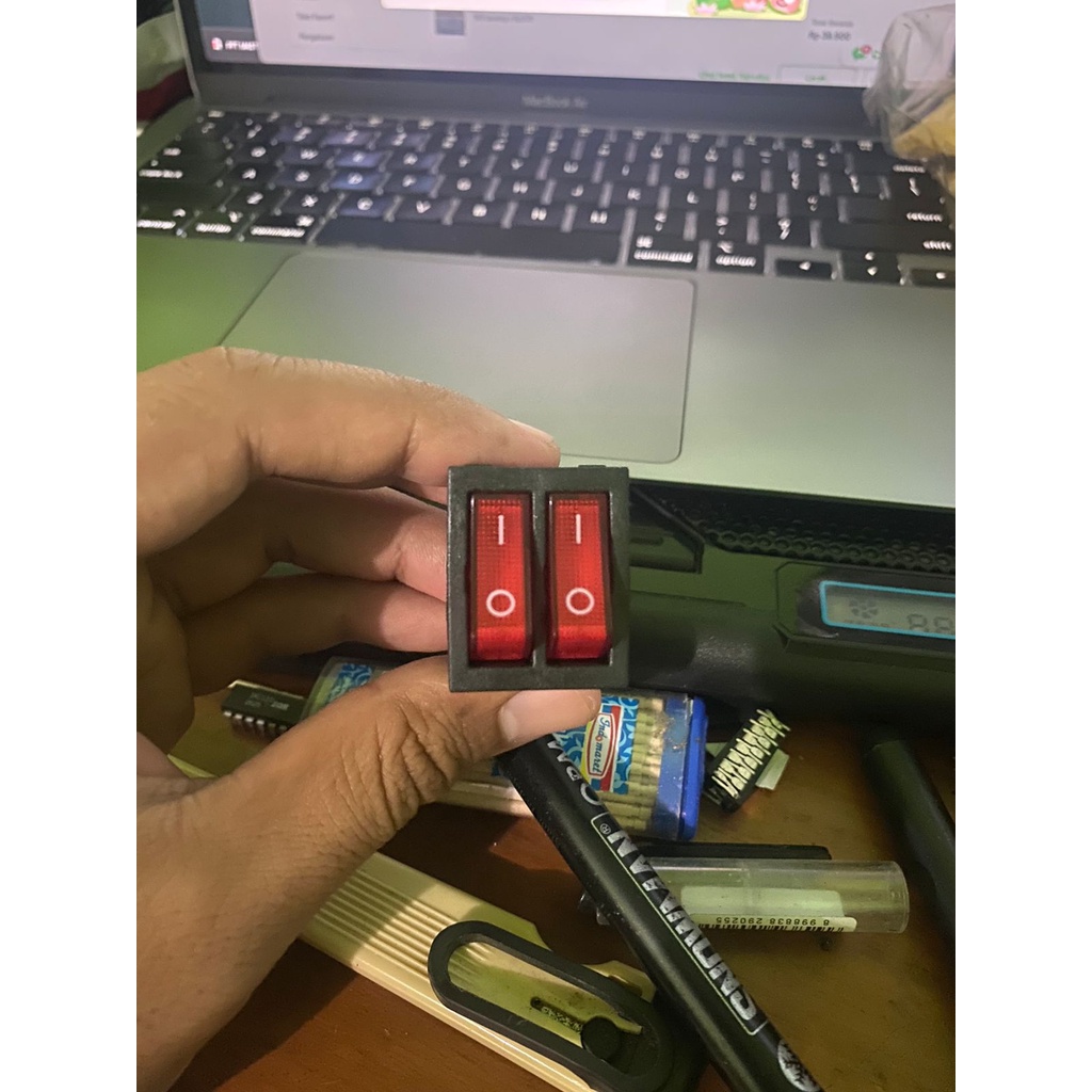 MERAH Rocker Switch 4 Pin 6 Pin Large Double ON OFF Red | Shopee ...