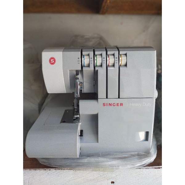 Singer Heavy Duty 4 Threads Edging Overlocker Sewing Machine Sedger