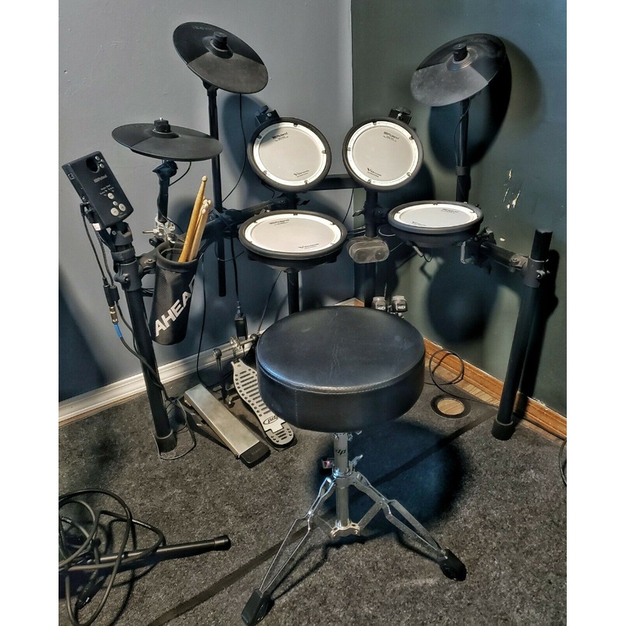 YAMAHA DTX500 Electronic Drum Set 4 Piece Kit Excellent Condition w