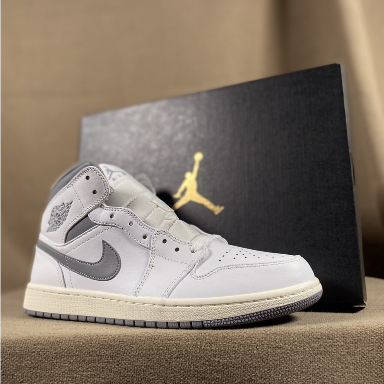 Air jordan 1 outlet mid cut