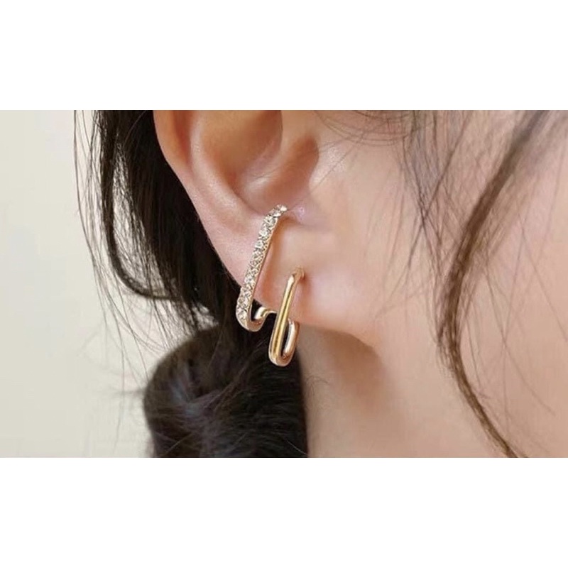 Neutrals.mnl (Non tarnish) IRIS Rectangular Cuff earring (single