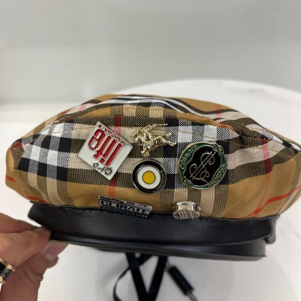 Burberry beret clearance hat