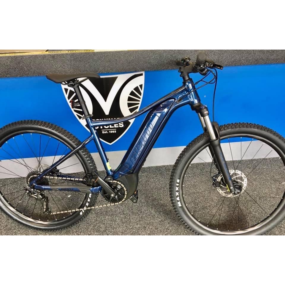 giant fathom e  3 electric mountain bike 2019