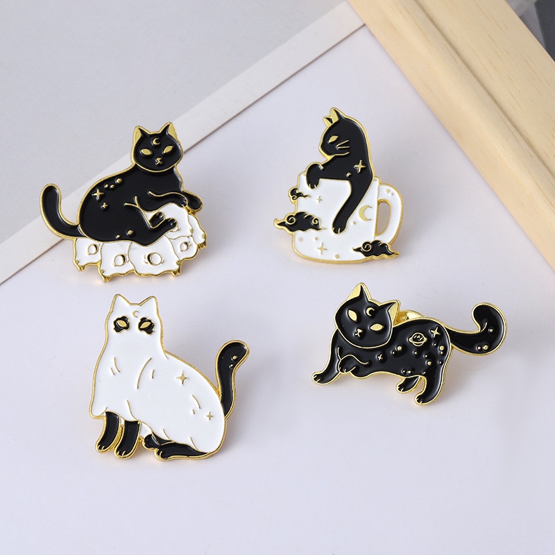 Cartoon Cute Alloy Animal Brooch Black White Cat Shape Paint Badge ...