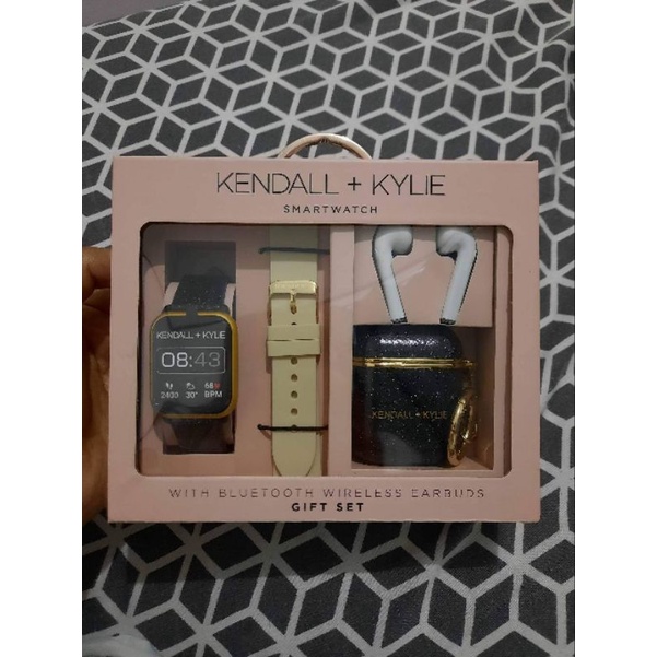 KENDALL + KYLIE SMARTWATCH Shopee Philippines