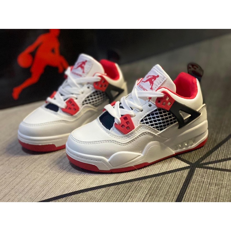 Youth jordan best sale shoes clearance