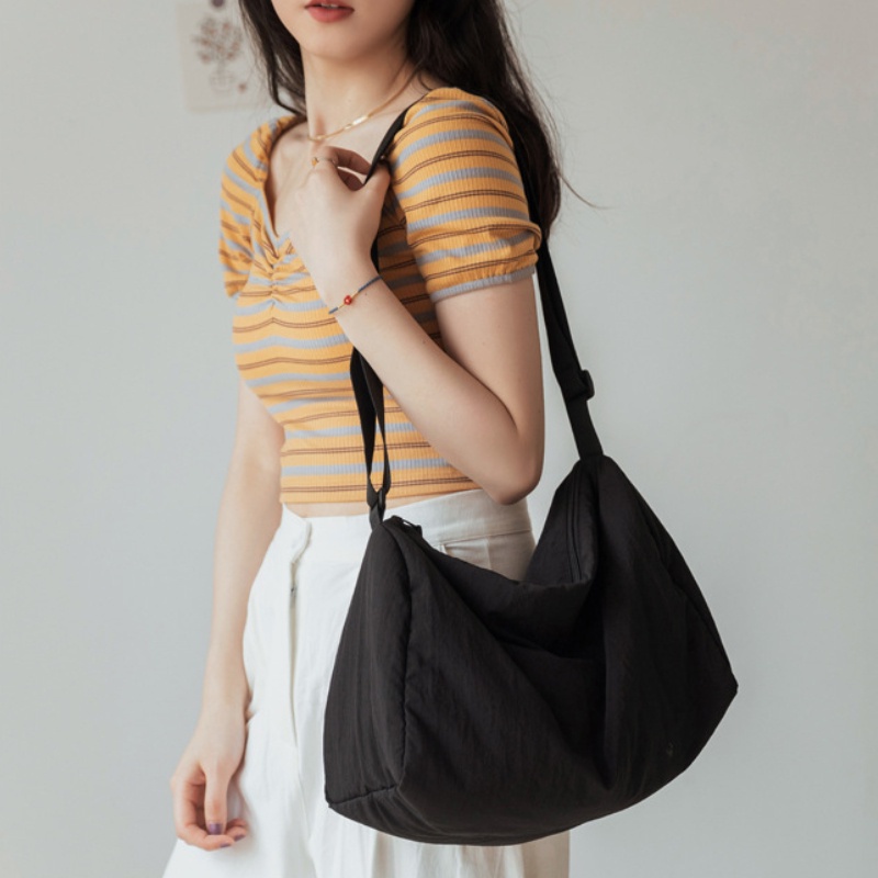 【COD】Pleated soft cloth bag Women's messenger bag Japanese canvas bag