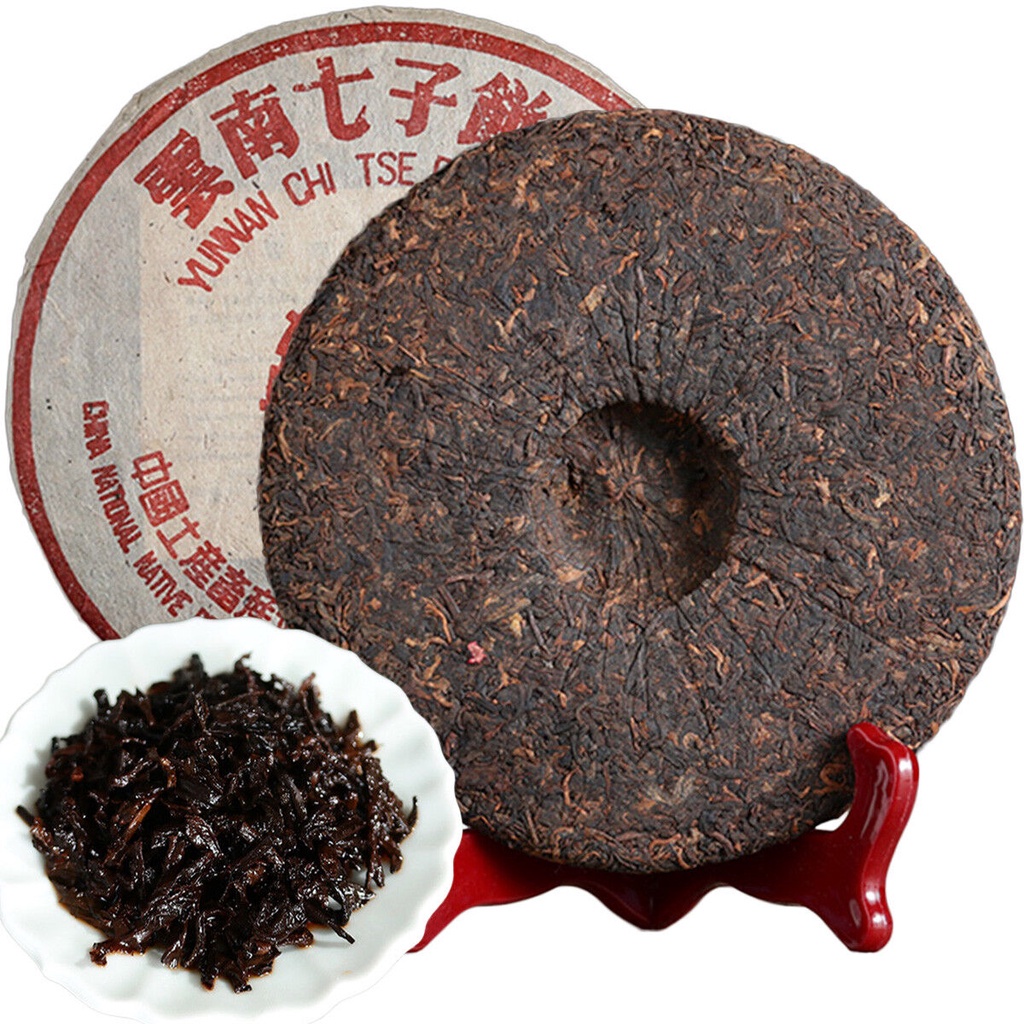 thumbnail image 2 of 2004 Yiwu Old Pu-erh Raw Tea Cake – 357g Aged Wild Puer Tea From Yunnan, China 2 of 5