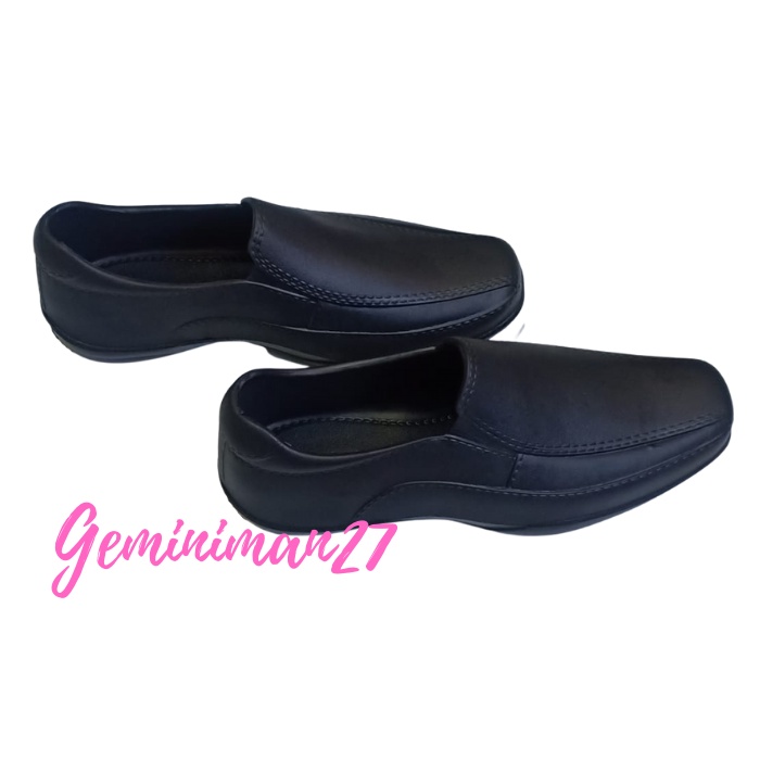 Geminiman27 Good Quality Affordable Splasher White Black Shoes Goma for