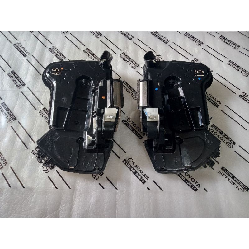 Front door lock Innova reborn Fortuner vrz Hilux Vigo 2016-2022 ...