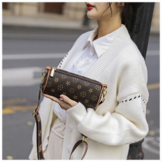 LV This Year's Popular Round Barrel Bags For Autumn And Winter Presbyopic  Women Shoulder Bag