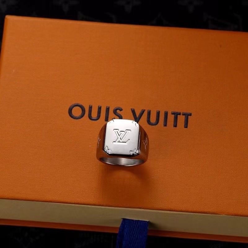 LOUIS VUITTON Square Fashion Trend Same Male And Female Couple Ring ...