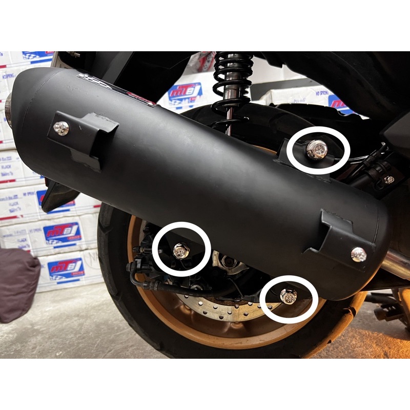 yamaha bolt muffler
