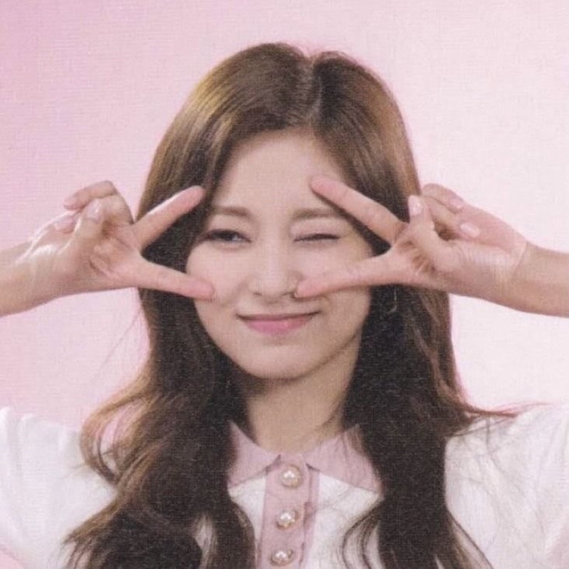 Girl Group Assorted photocards Shopee Philippines