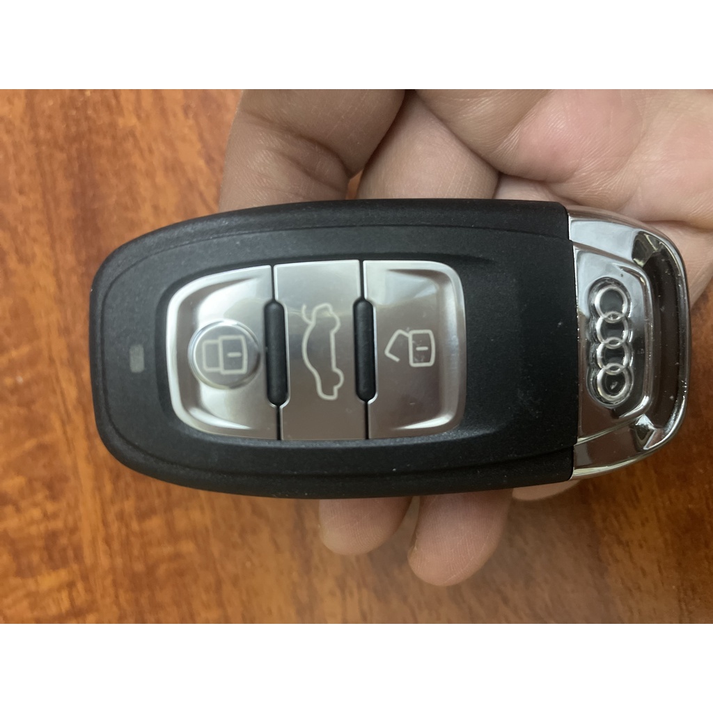 Smartkey smart key Audi A6, Audi Q5 3 buttons | Shopee Philippines