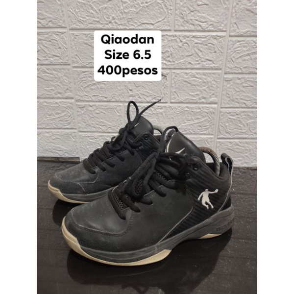 Second hand hot sale basketball shoes