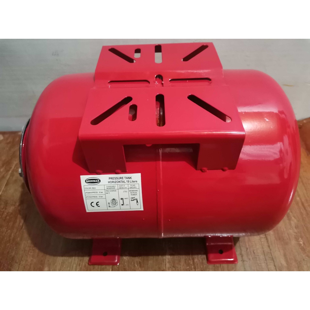 SHINMAX BLADDER TANK HORIZONTAL TYPE HL19 4.5 GALLONS PRESSURE