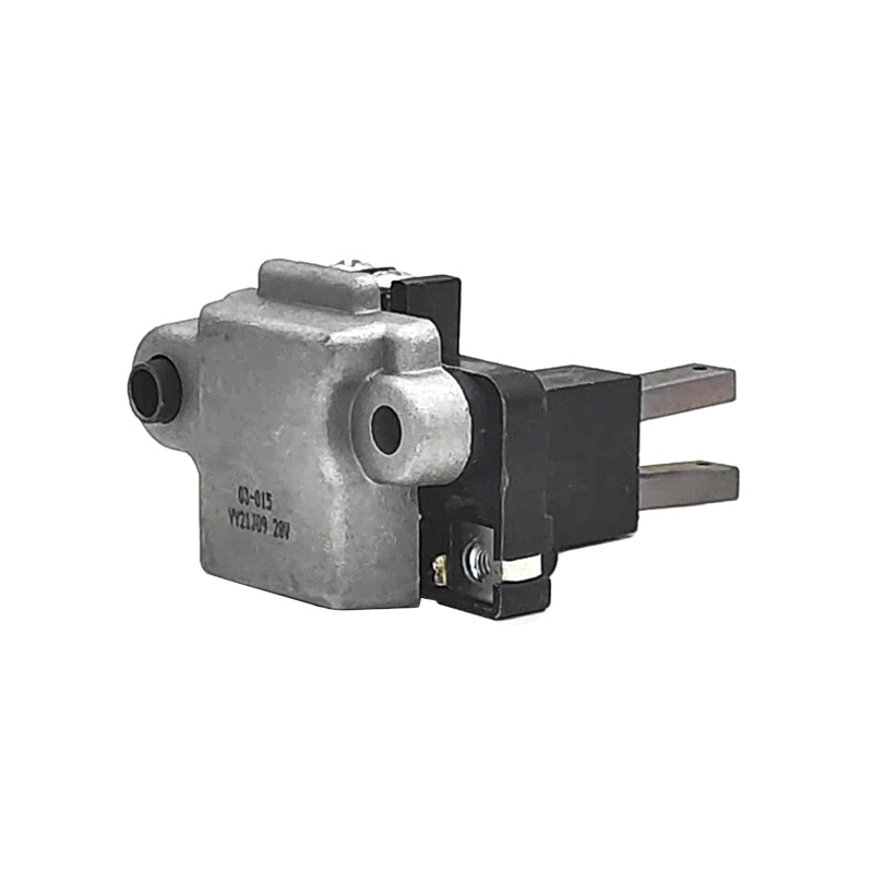 Auto denki ic Alternator Voltage Regulator 24v 13340300 / 03-015 for ...